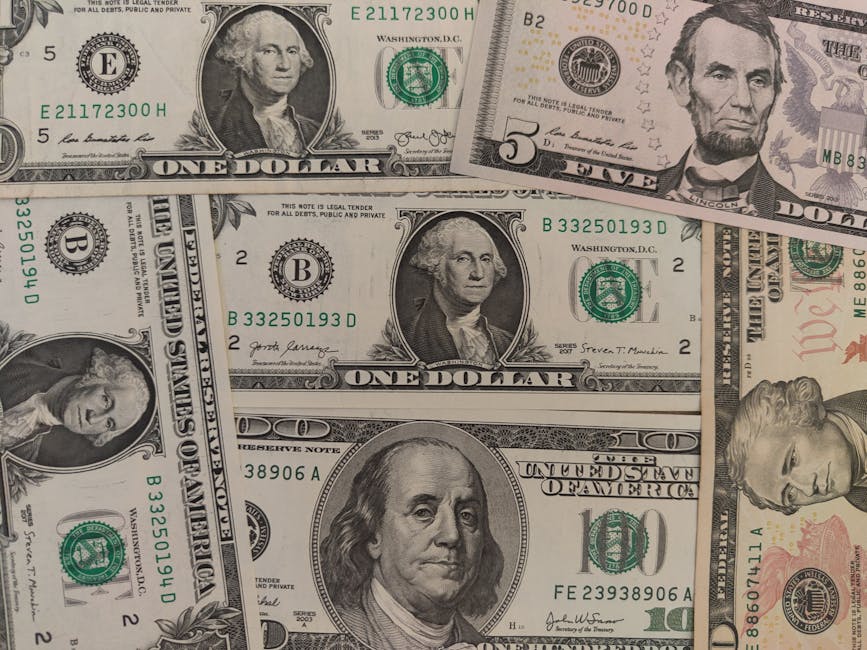 Dólar Cai no Exterior com Otimismo sobre EUA e Irã