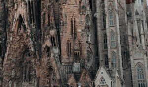 Lego Lança Edição da Sagrada Família com 12 Mil Peças por US$ 799