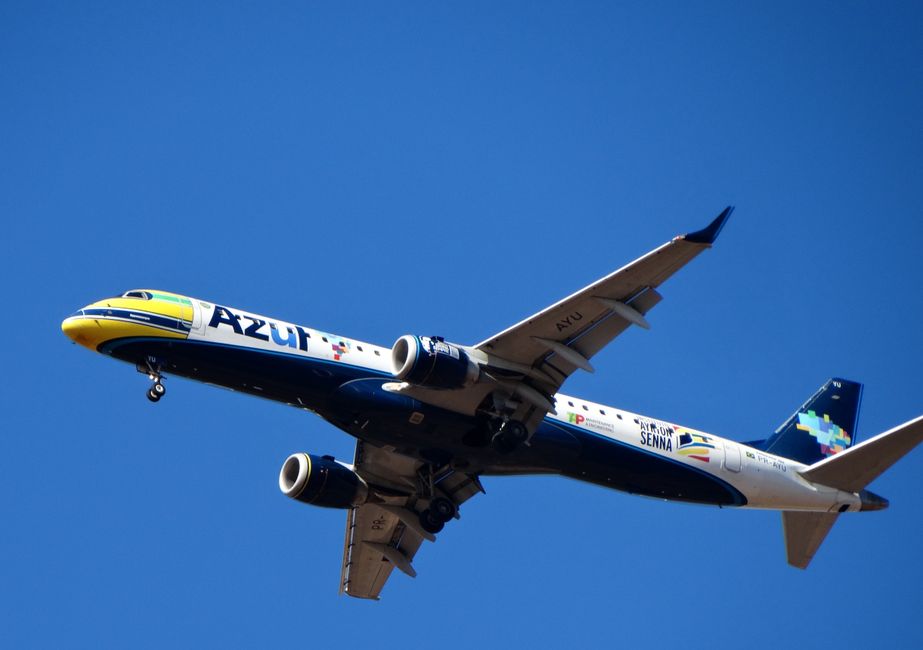 Azorra Encomenda Mais Jatos da Embraer, Impulsionando Vendas