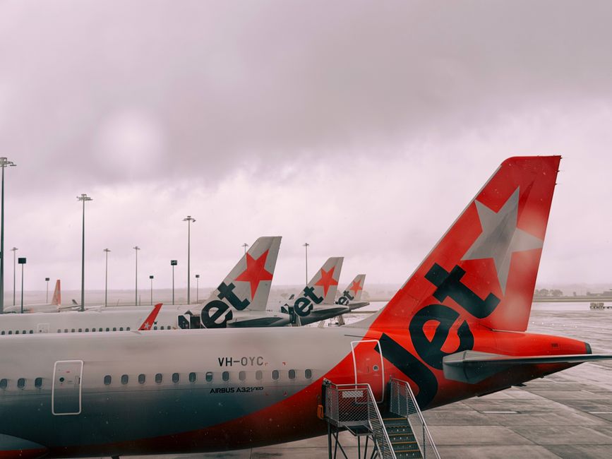 Companhias Aéreas Continuam Reduzindo Voos para Proteger o Caixa em Ambiente Incerto