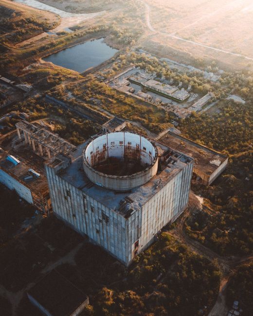 Drone russo atinge instalação nuclear perto de Chornobyl