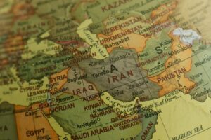 EUA Planejam Usar Ativos Iranianos para Apoiar Aliados do Golfo