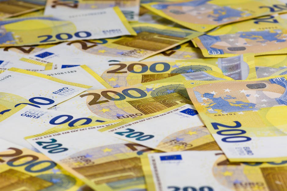 Inflação na Zona do Euro Acelera, Fortalecendo Argumentos para Alta de Juros