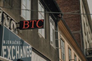 EUA Impõem Sanções à Maior Corretora de Criptomoedas do Irã