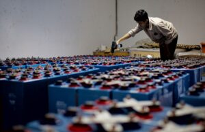 Japão Investe em Fábricas Modulares de Baterias para Veículos Elétricos