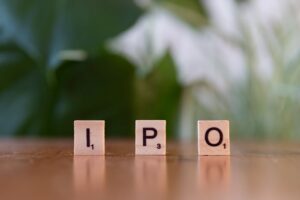 SpaceX prepara IPO recorde de US$ 75 bilhões