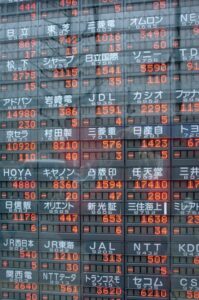 Mercado Asiático Fecha em Alta, Nikkei Renova Máxima Histórica