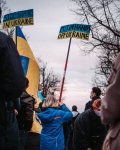 Ataque Russo em Kiev deixa Morte e Feridos