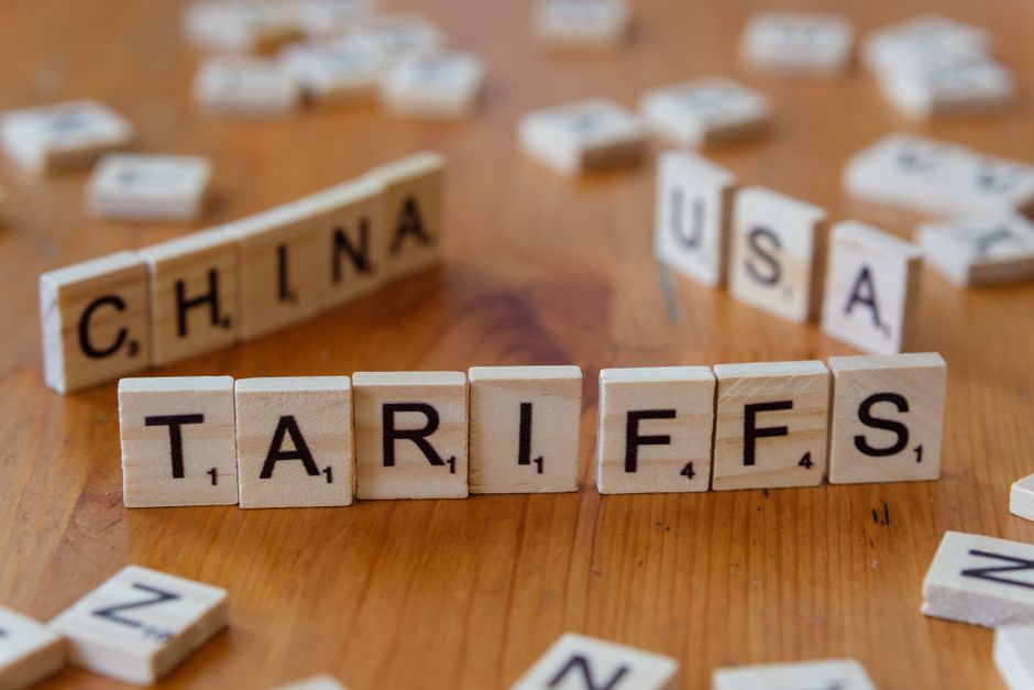Bolsas da Europa Caem devido a Incertezas sobre Guerra e Tarifas