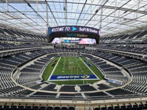 Trump Apoia Kansas City Chiefs no Super Bowl, Mas Tensão Persiste