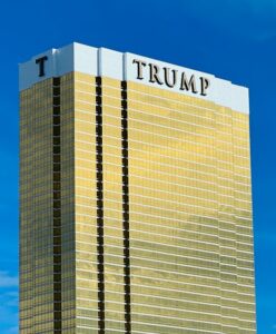 Trump Propõe Corte de Impostos sobre Gorjetas em Las Vegas