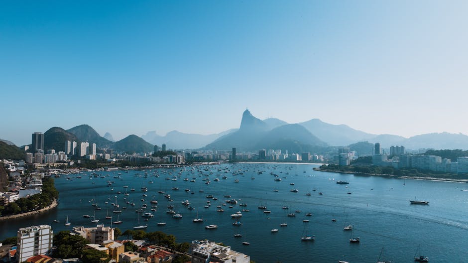 Tragédia na Baía de Guanabara: Embarcação Afunda, Cinco Desaparecidos