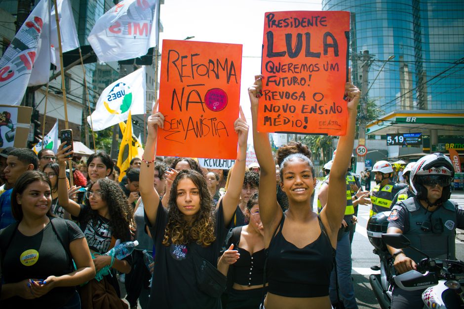 Reforma Tributária Manterá Impostos no Nível Atual