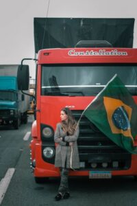 Governo anuncia pagamento de auxílio aos caminhoneiros em agosto