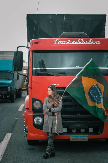 Governo anuncia pagamento de auxílio aos caminhoneiros em agosto