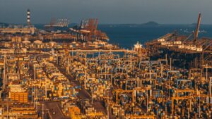 Exportações do Brasil para EUA caem 14% em maio