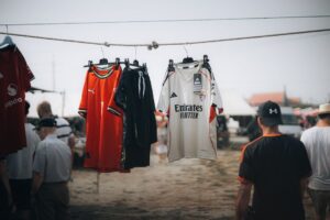 Camisas de Futebol Retrô Viram Moda e Negócio Lucrativo