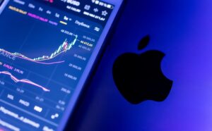 Apple pode lucrar com IA sem grandes investimentos, diz Bernstein